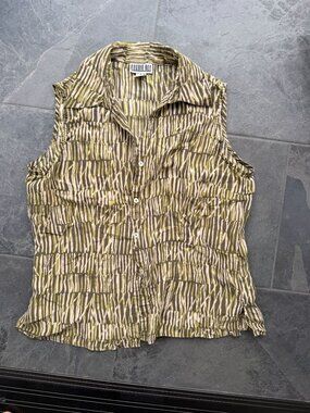 Vintage 90's 100% silk green pattern button down Small Medium Robbie Bee